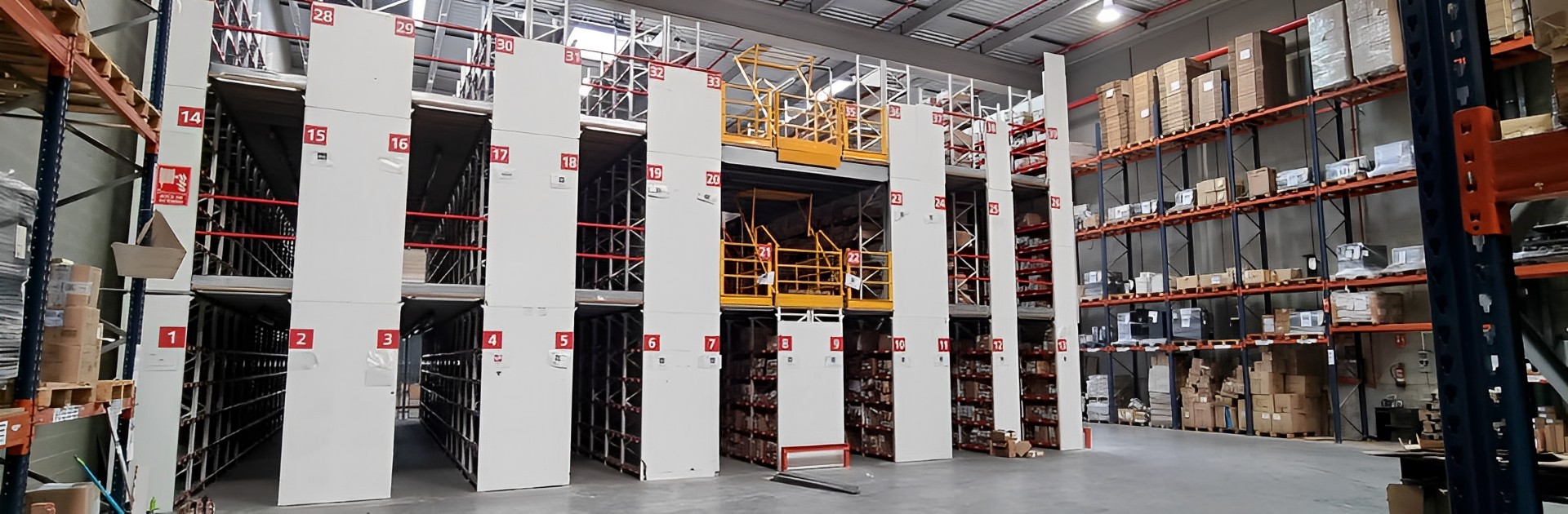 Montaje y desmontaje de estanterías industriales de carga ligera en Vilassar de Mar y Mataró